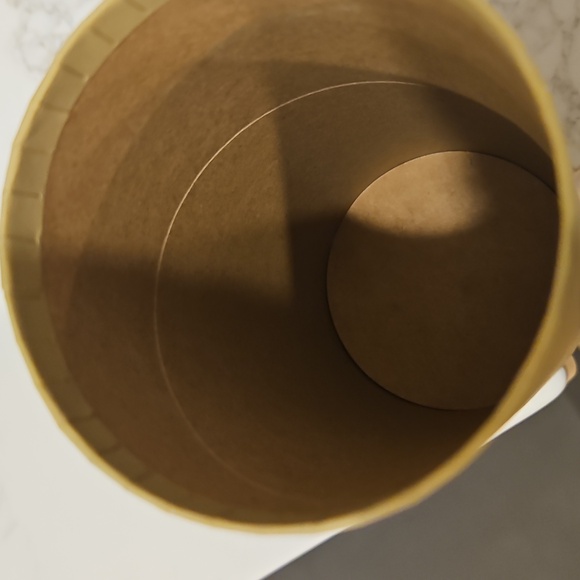 Box - Picture 4 of 8